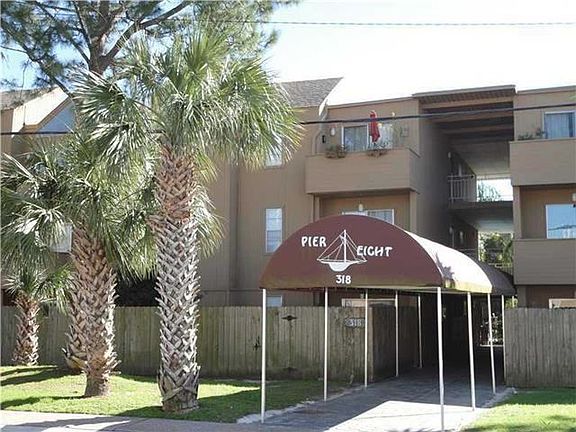 3rd image of 318 Lake Marina Ave APT 102