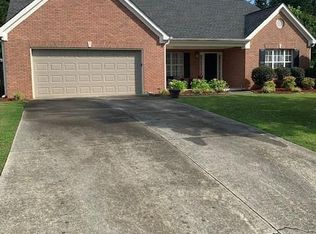 1185 Amhearst Oaks Dr, Lawrenceville, GA 30043