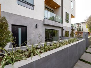 11857 Riverside Dr #11857, Valley Village, CA 91607