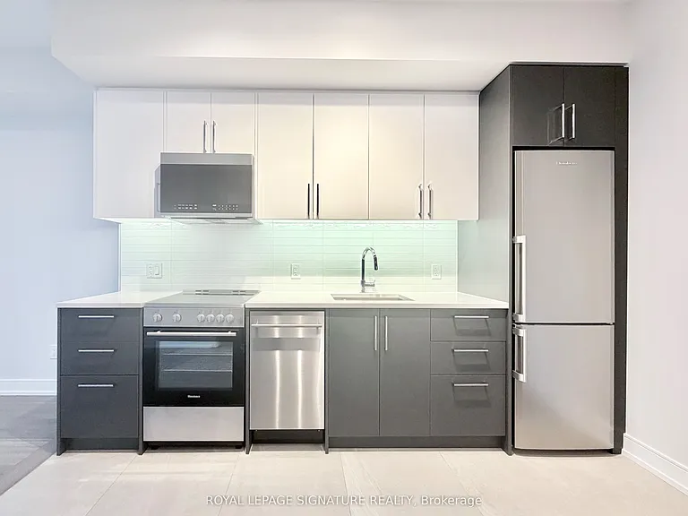 664 Spadina Ave #406 — Photo 8