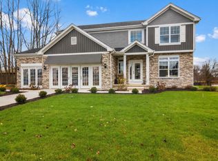 91 Bergamo Ln E #B0nzn9, Crown Point, IN 46307