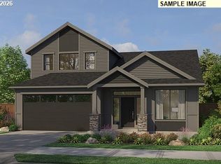 16087 Serres Farms Way, Oregon City, OR 97045