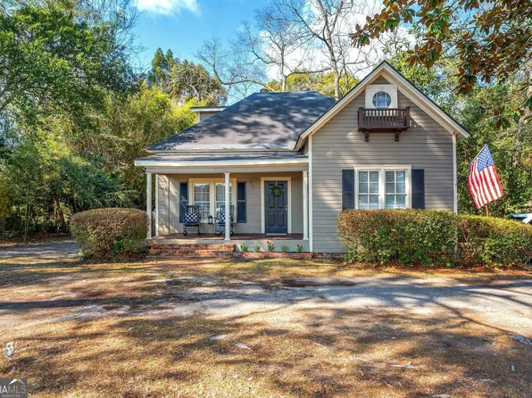 715 N Broad St, Cairo, GA 39828