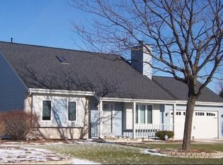 N74W23206 S Ridgeview Cir, Sussex, WI 53089
