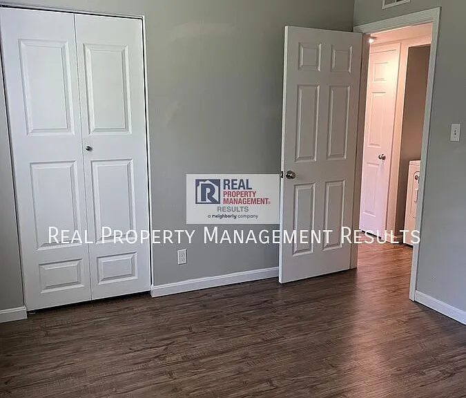 619 Village Ln #23 — Photo 10