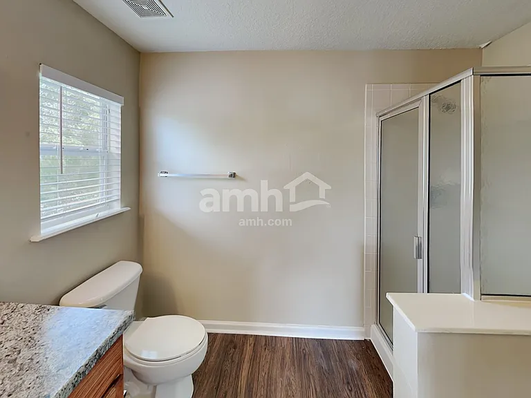 664 Mackenzie Cir — Photo 12