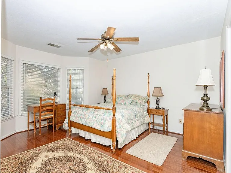 10315 Crescent Ridge Dr — Photo 20