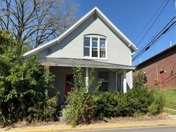 54 S Cross St, Danville, IN 46122