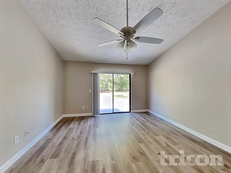 23515 Shining Star Dr — Photo 9