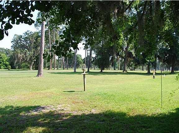 3rd image of Country Club Dr