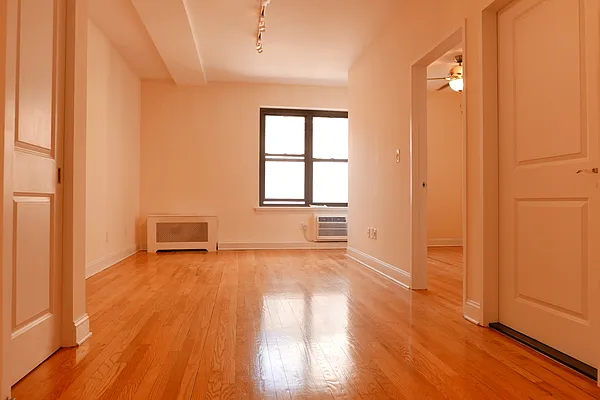 Rented by JK Dansar Corp | media 9