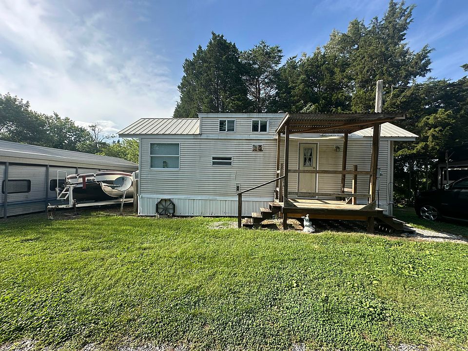 1st image of 1889 Oak Grove Rd