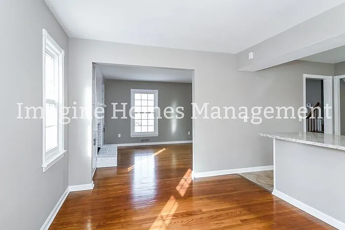 4127 Leona Dr — Photo 5