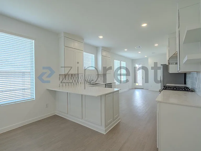 21514 Barnridge Ct — Photo 7