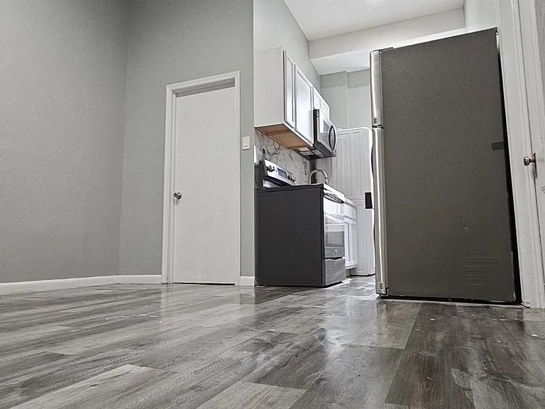 104 W Main St #2 — Photo 7
