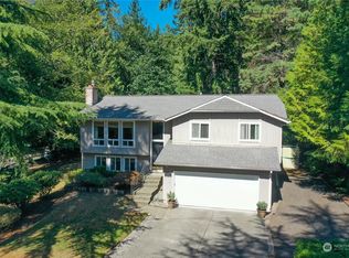 992 NE Melia Ln, Bremerton, WA