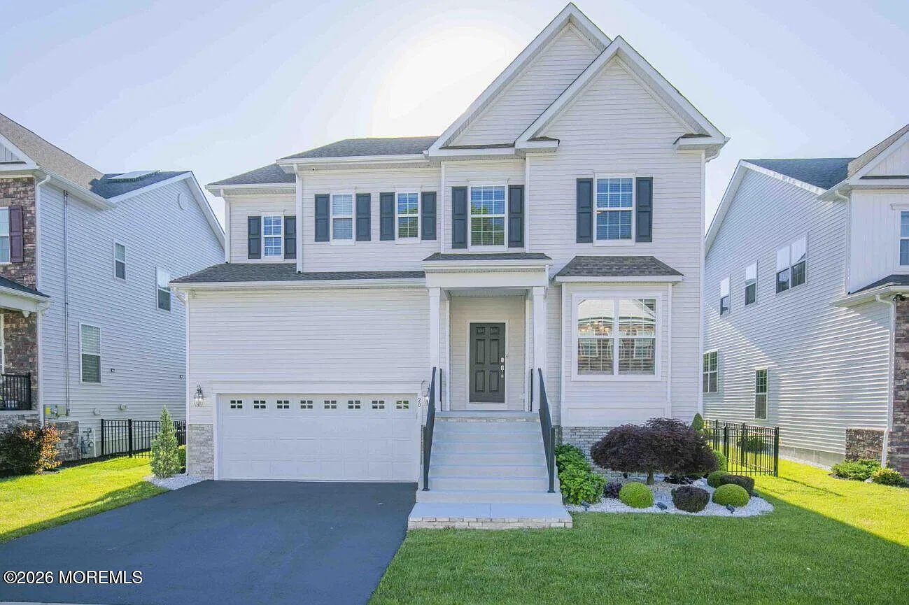 4 bed, 5.5 bath, 2987 sqft, $6,850 — Photo 1