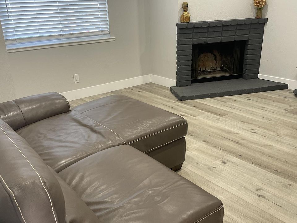 2nd image of 1311 H St APT 3