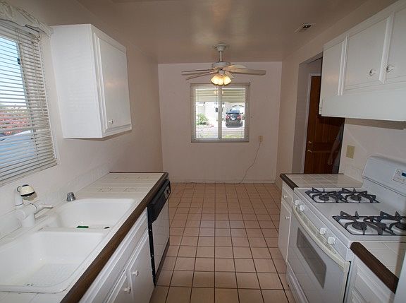 4th image of 3170 Calle Osuna