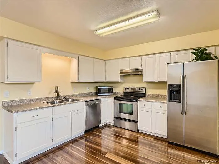 3 bed, 2.5 bath, 1474 sqft, $3,000 — Photo 4