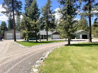 52805 Rainbow Dr, La Pine, OR 97739