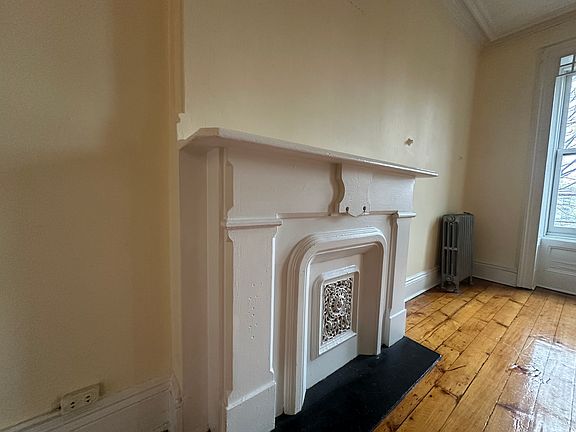 2nd image of 61 Cambridge Pl #3F