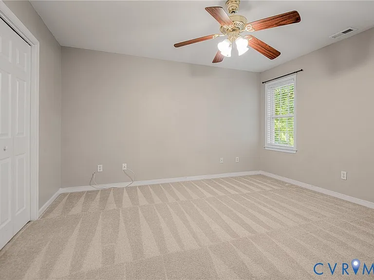 3924 Liberty Point Dr — Photo 45