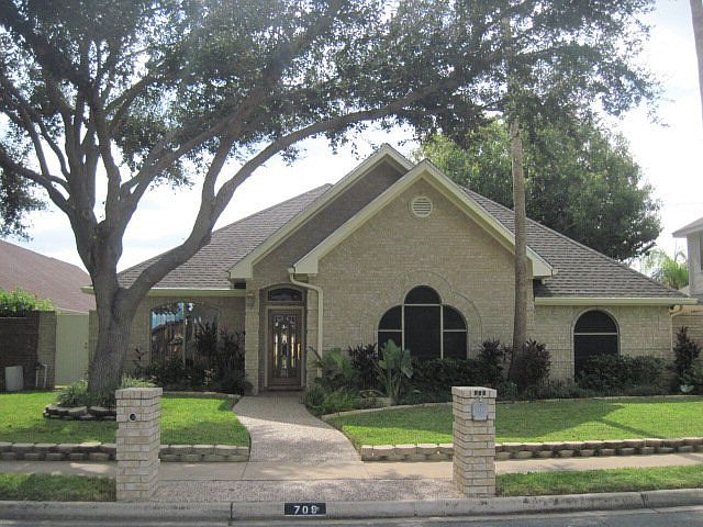 1st image of 709 Avocet Ave