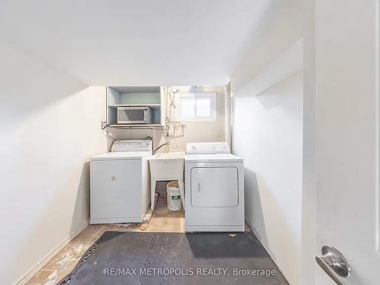 21 Hills Rd #BASEMENT — Photo 8