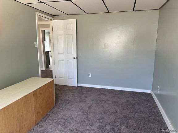 5th image of 4336 8th St