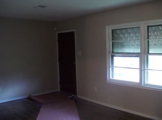 5206 Willow Glen Dr, Houston, TX 77033