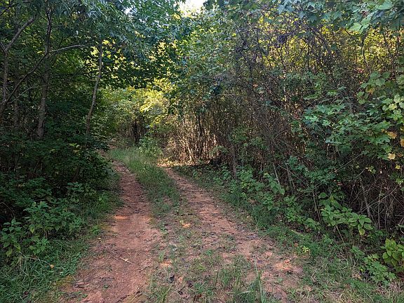 2nd image of 665 Lakewood Village Rd