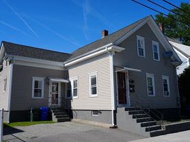 45 Cottage St, Bristol, RI