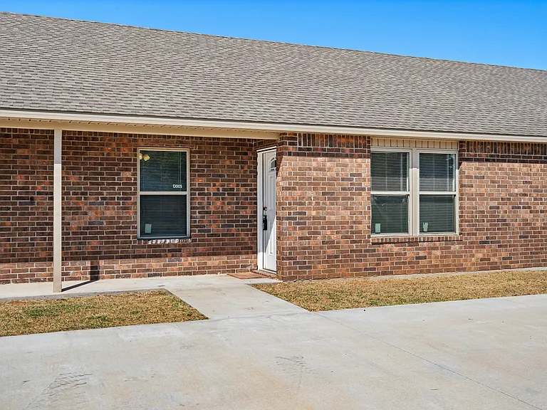 13001 Owen Ln #13001 — Photo 3