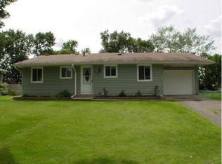 8430 Harkness Rd S, Cottage Grove, MN 55016