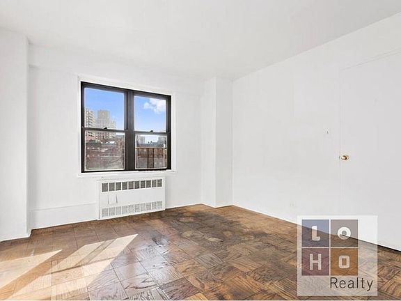 2nd image of 415 Grand St APT E304