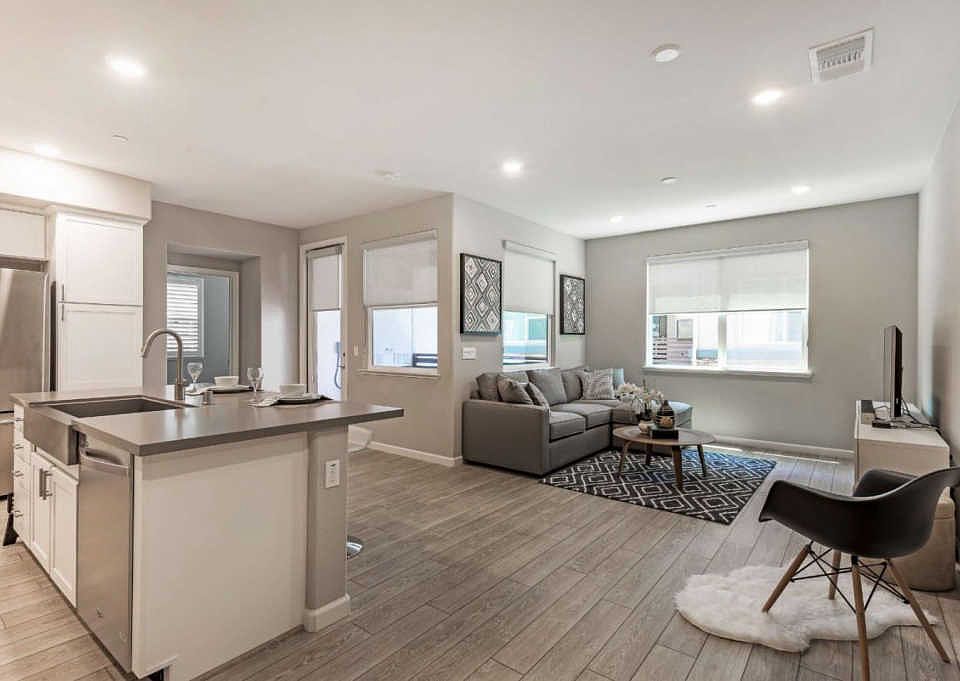 1st image of 1120 Karby Ter Unit 202