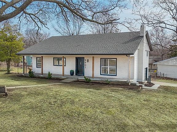 2nd image of 9901 Countryside Rd