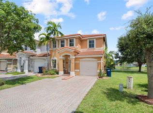 16470 SW 47th Ter, Miami, FL 33185