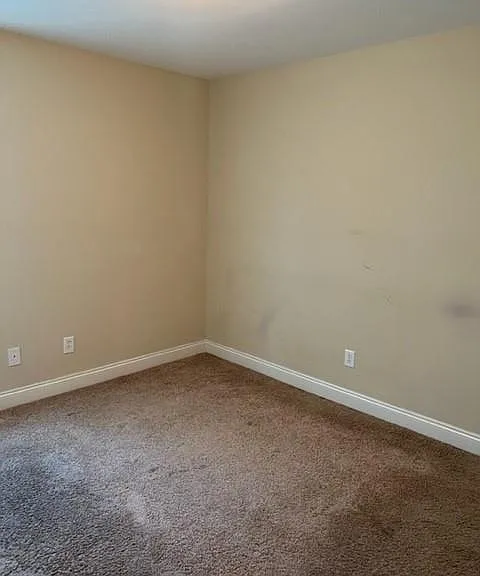 2197 Spring Grv W — Photo 12