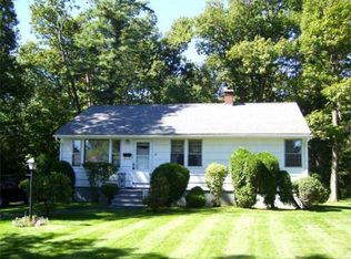 29 Forestdale Rd, Paxton, MA 01612