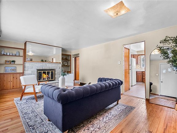 5th image of 656 Oxford Blvd
