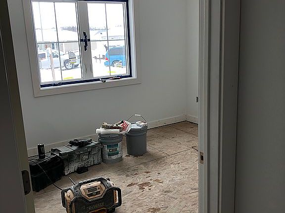 5th image of 1508 Logan Dr