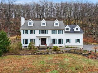 580 Oscawana Lake Road, Putnam Valley, NY 10579