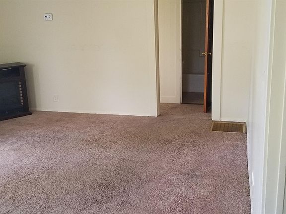 5th image of 69764 Hilltop Dr