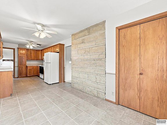 5th image of 1515 N 90th St