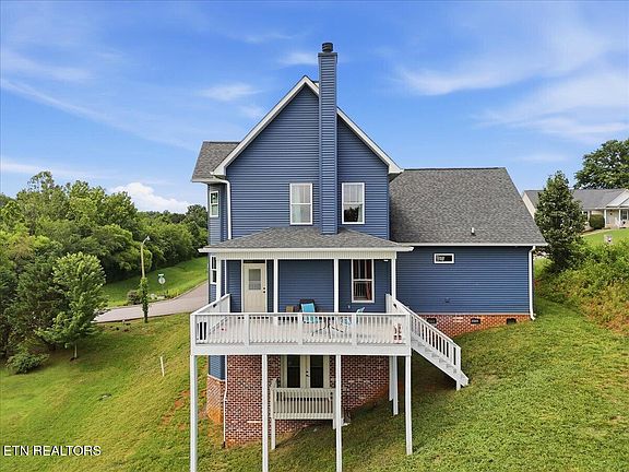 5th image of 436 Woodgate Dr