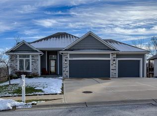 13180 N Copper Ridge Dr, Platte City, MO 64079