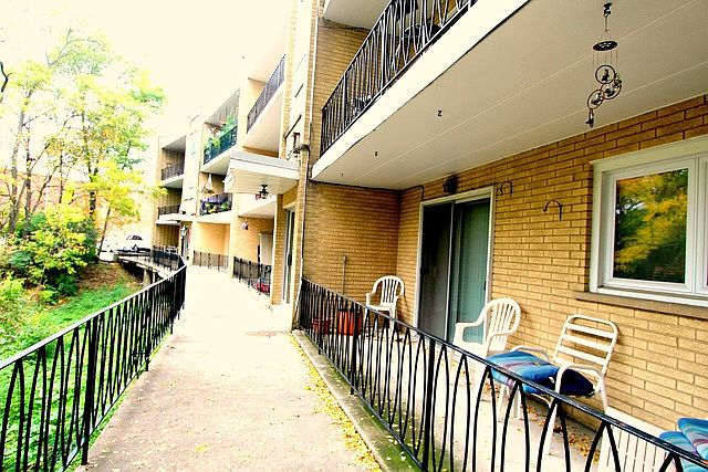 1st image of 8616 W 95th Pl APT 307