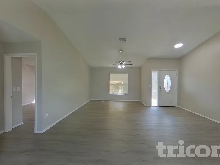 39 Trotters Cir — Photo 2
